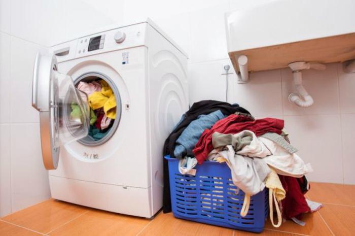 Cách giặt quần áo bằng máy giặt 